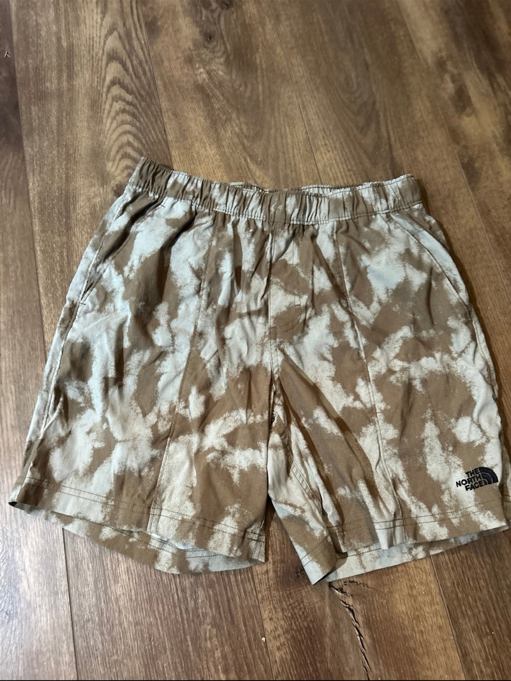 The North Face Tan and Cream Tie-Dye Drawstring Shorts